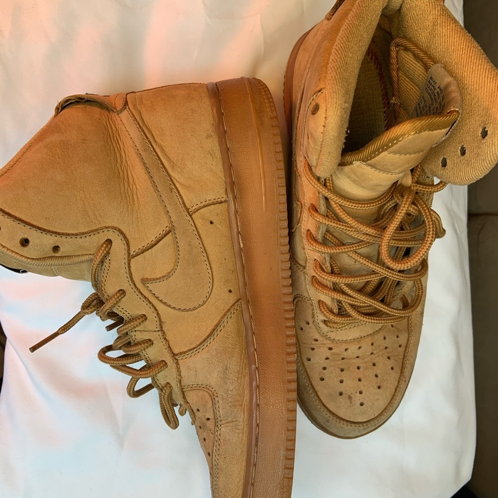 Nike Vintage Nubuck Hightop 8M